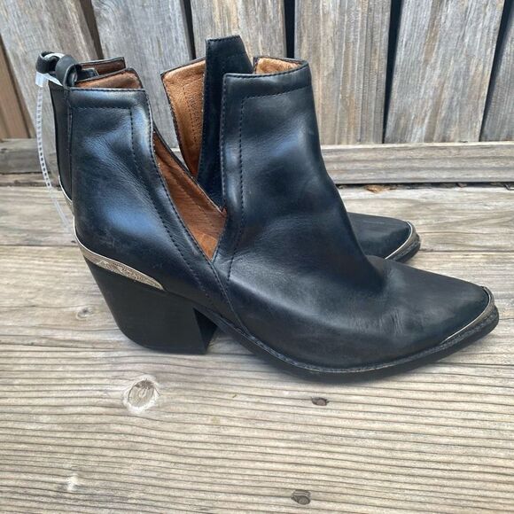 Jeffrey Campbell Cromwell Cut Out Western Ankle Boot in black size 7.5 - Picture 10 of 10